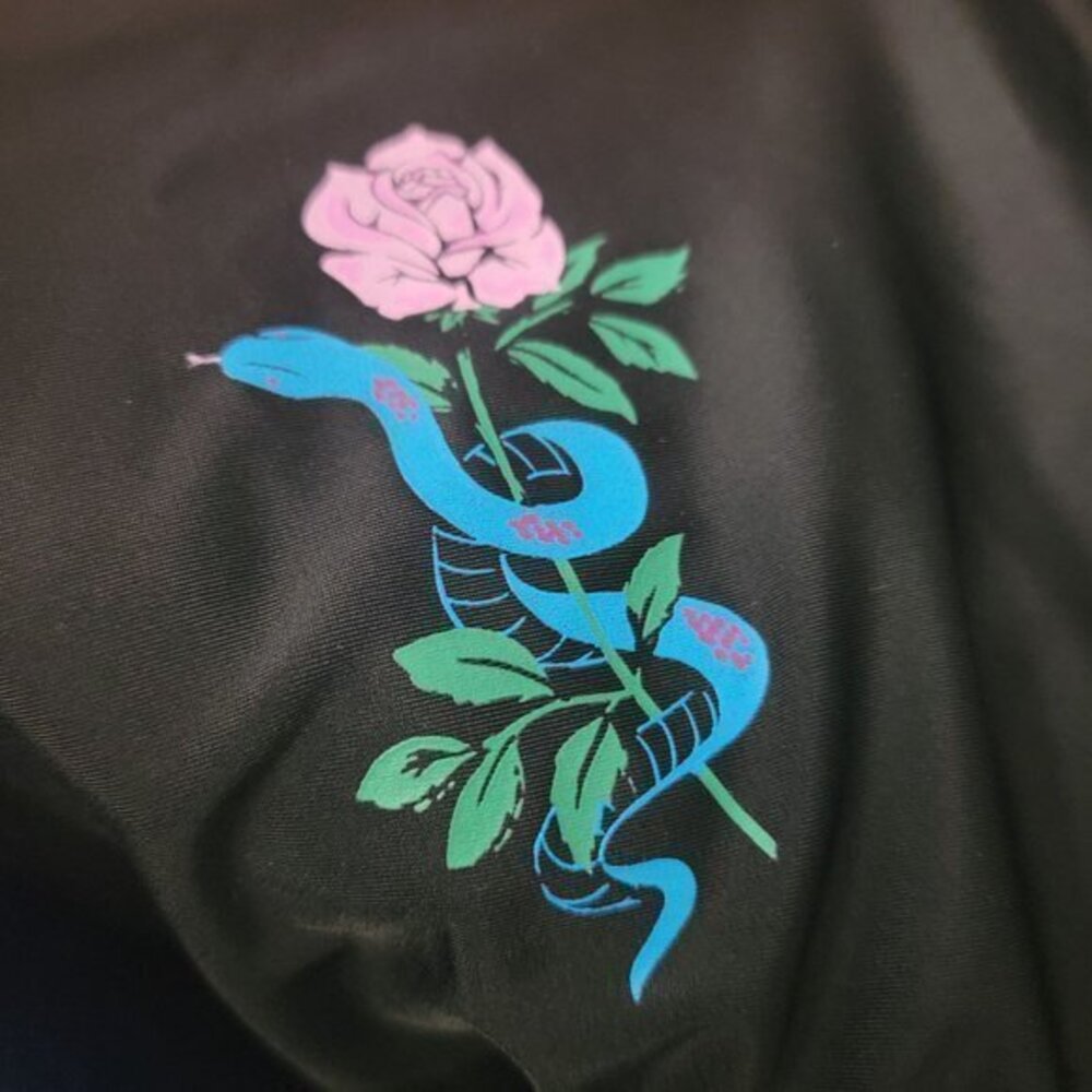 Torrid Active Size 5 Black Snake Rose Wireless Cr… - image 2